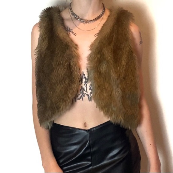 GAP Faux fur Vest - Picture 1 of 7